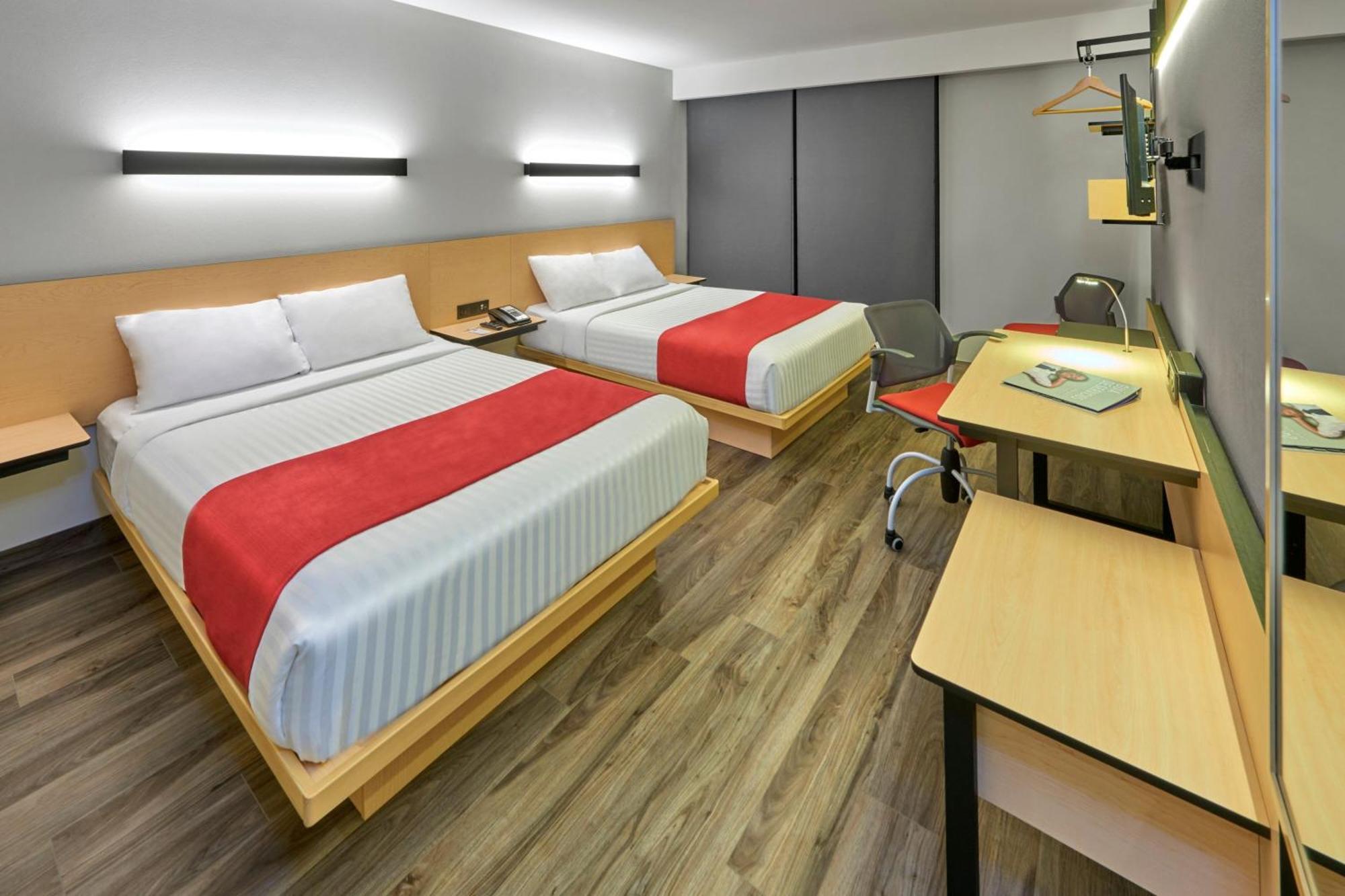 City Express Plus By Marriott Leon Centro De Convenciones Eksteriør billede